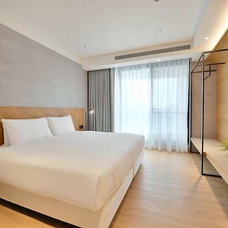 Check Inn Select New Taipei Sanchong Екстер'єр фото