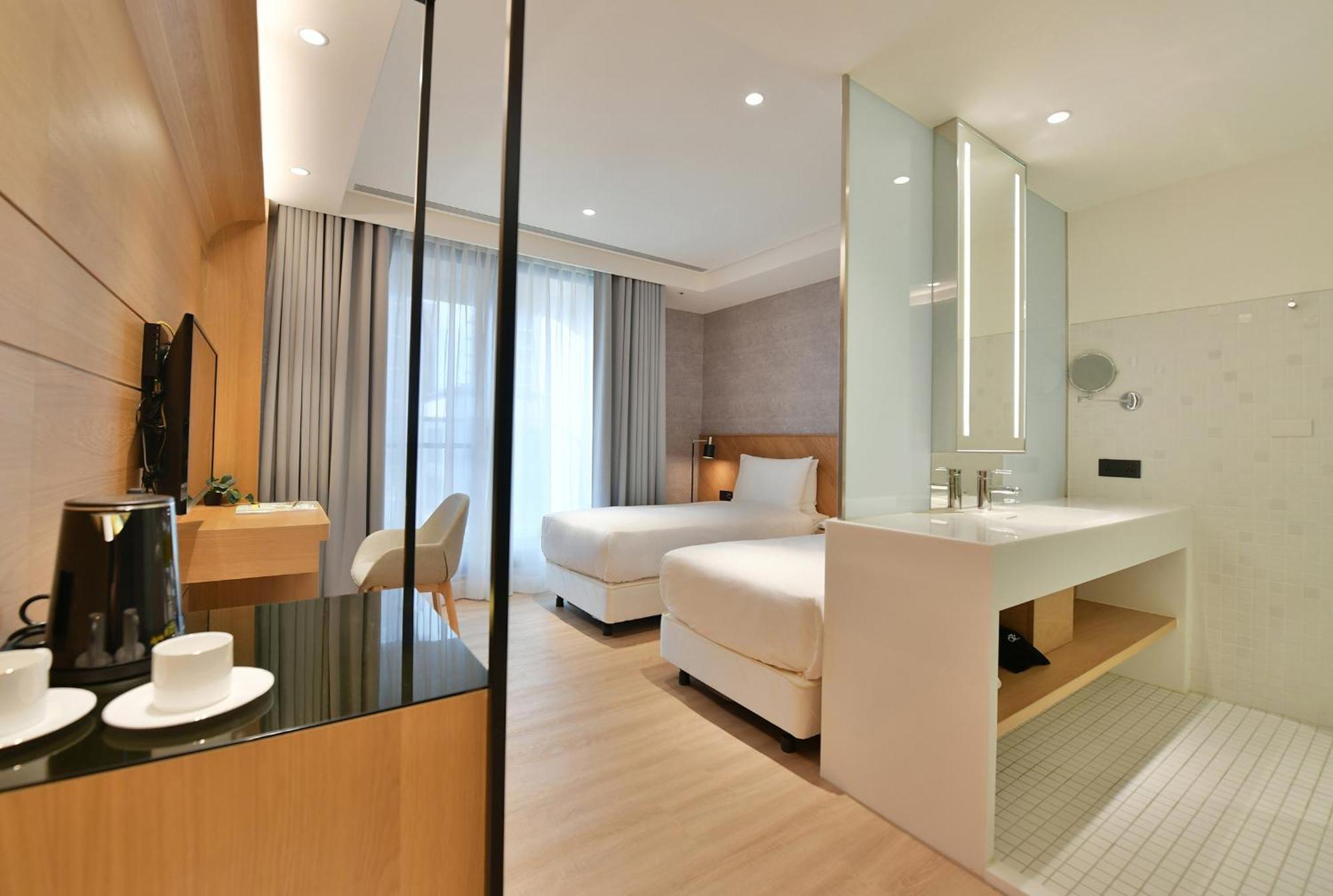 Check Inn Select New Taipei Sanchong Екстер'єр фото