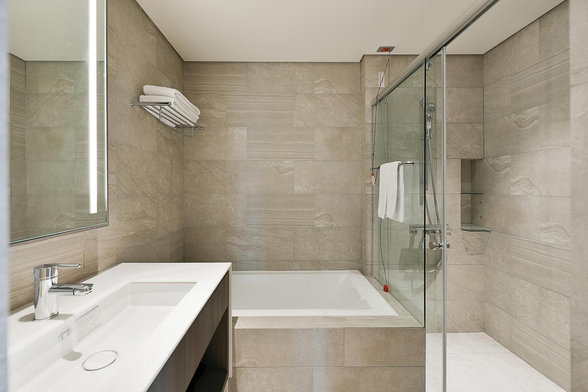 Check Inn Select New Taipei Sanchong Екстер'єр фото